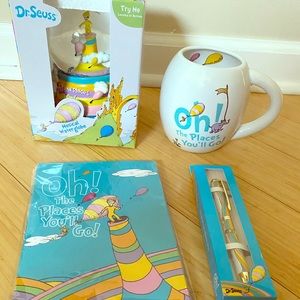 🆕DR. SEUSS BUNDLE Waterglobe, mug, pen, journal